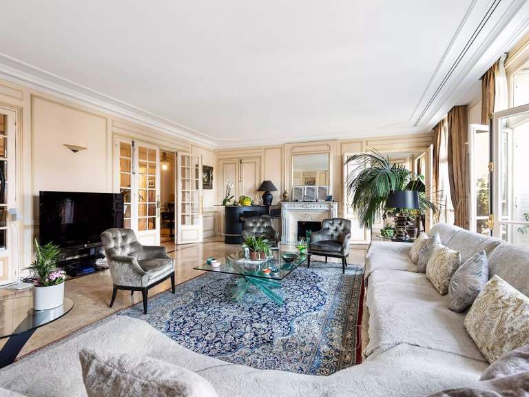 Appartement Paris 16e - 4 chambres - 252m²