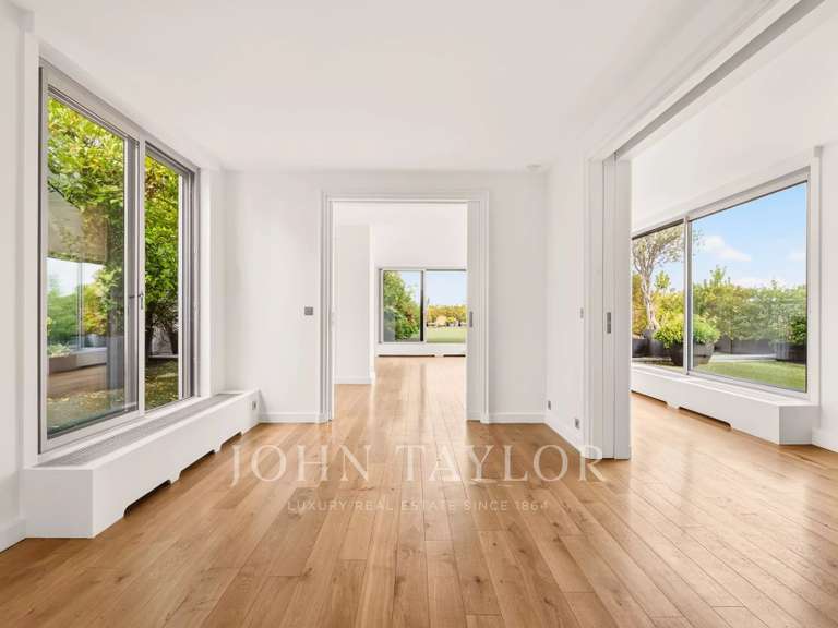 Appartement Paris 16e - 3 chambres - 170m²