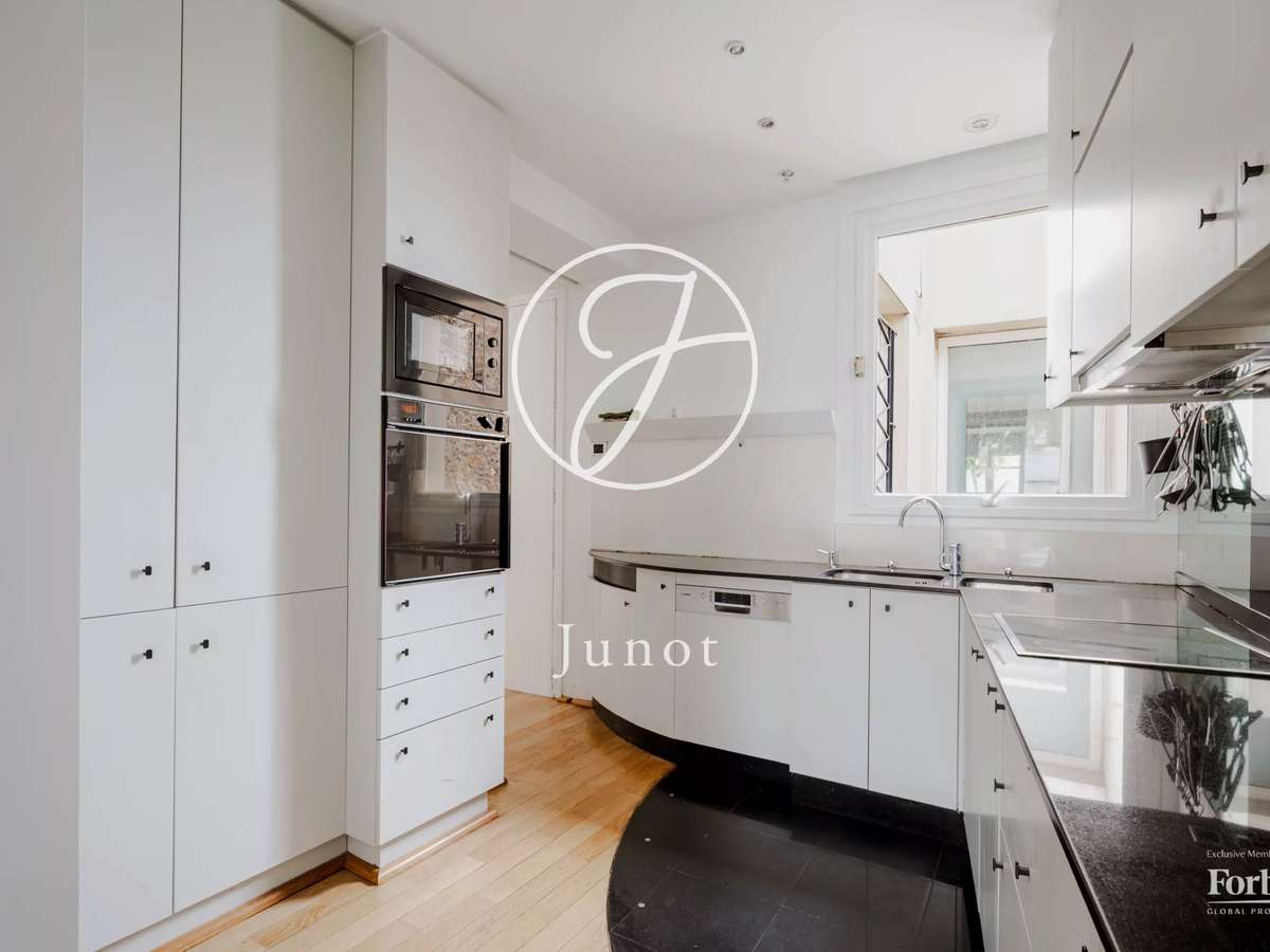 Appartement Paris 16e