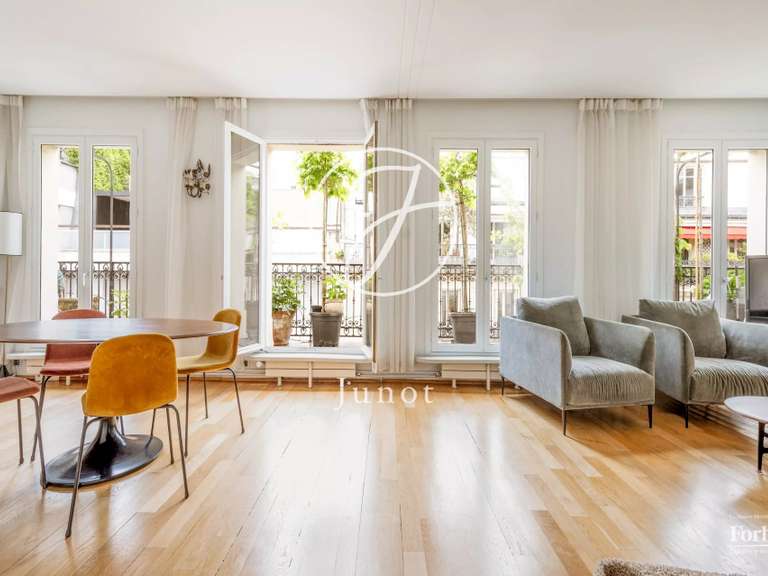 Appartement Paris 16e - 5 chambres - 167m²