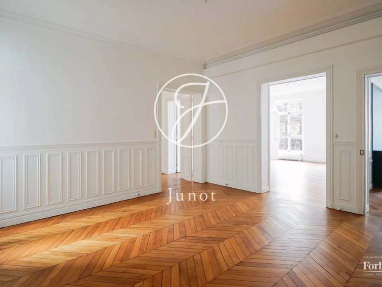 Appartement Paris 16e - 3 chambres - 181m²