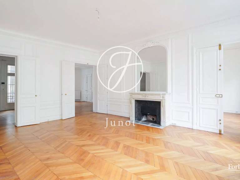 Appartement Paris 16e - 3 chambres - 181m²