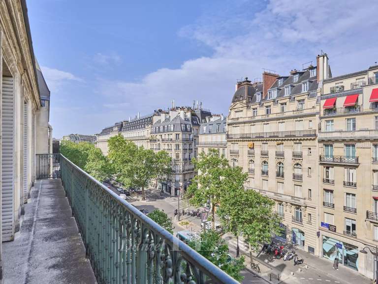 Appartement Paris 16e - 3 chambres - 101m²