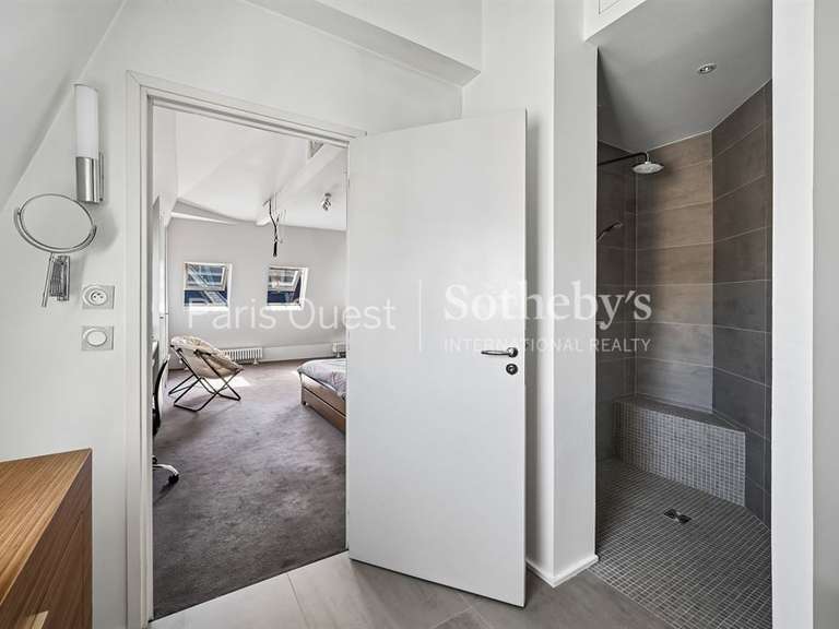 Appartement Paris 16e - 3 chambres - 180m²