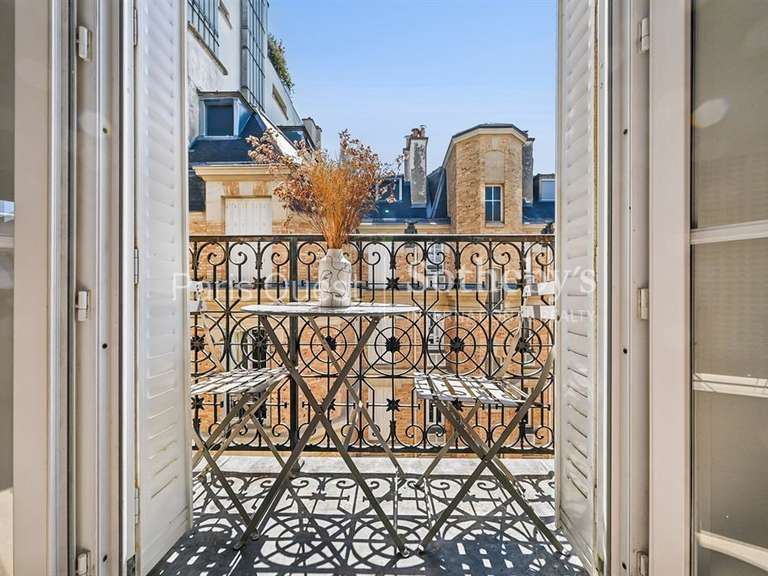 Appartement Paris 16e - 3 chambres - 180m²