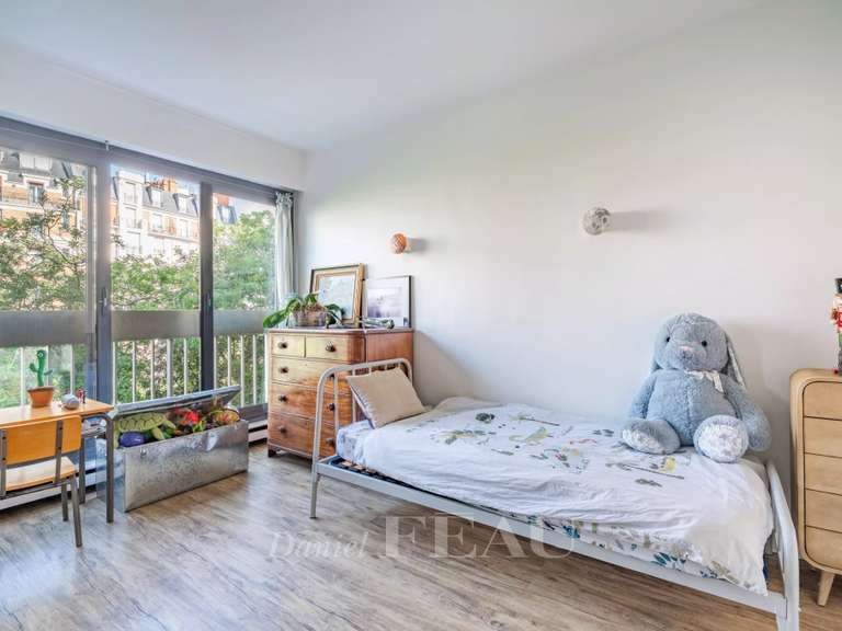 Appartement Paris 16e - 3 chambres - 121m²