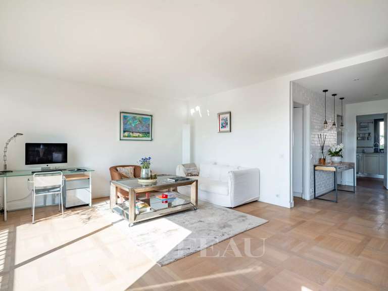 Appartement Paris 16e - 3 chambres - 121m²