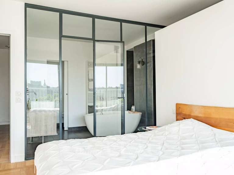 Appartement Paris 16e - 3 chambres - 121m²