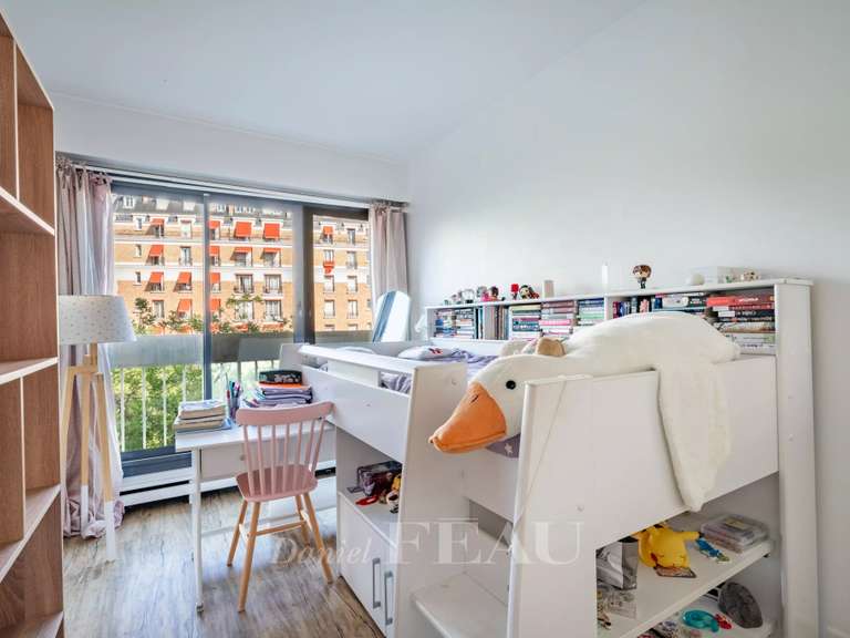 Appartement Paris 16e - 3 chambres - 121m²