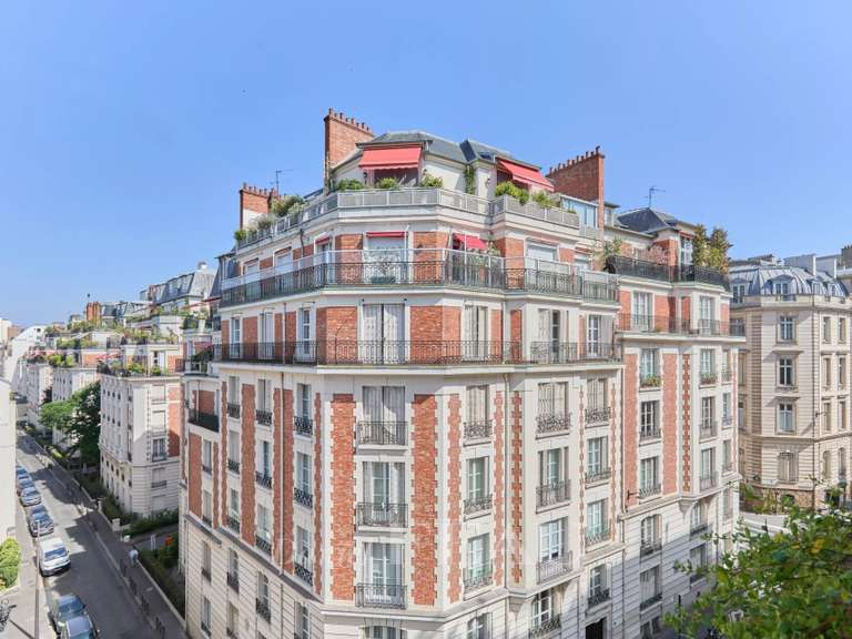 Appartement Paris 16e - 2 chambres - 133m²
