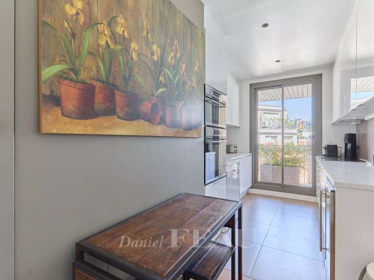 Appartement Paris 16e - 2 chambres - 133m²