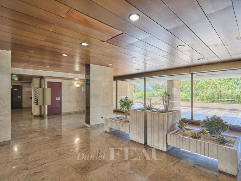 Appartement Paris 16e - 1 chambre - 66m²