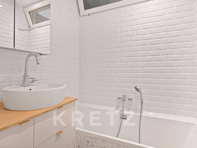 Appartement Paris 16e - 4 chambres - 115m²