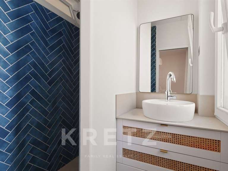 Appartement Paris 16e - 4 chambres - 115m²