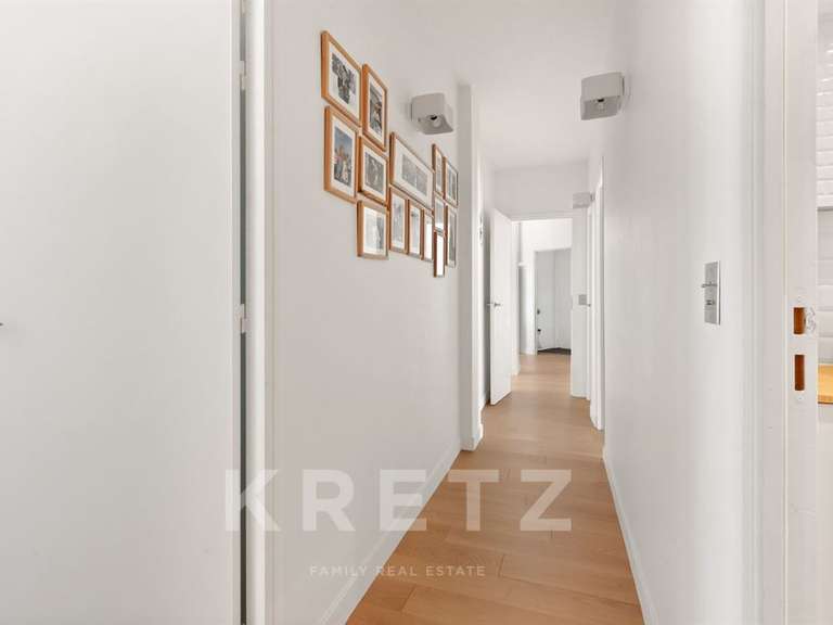 Appartement Paris 16e - 4 chambres - 115m²