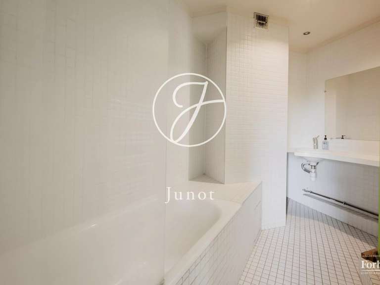 Appartement Paris 16e - 4 chambres - 195m²