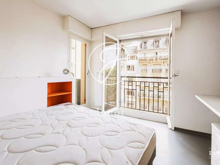 Appartement Paris 16e - 4 chambres - 195m²