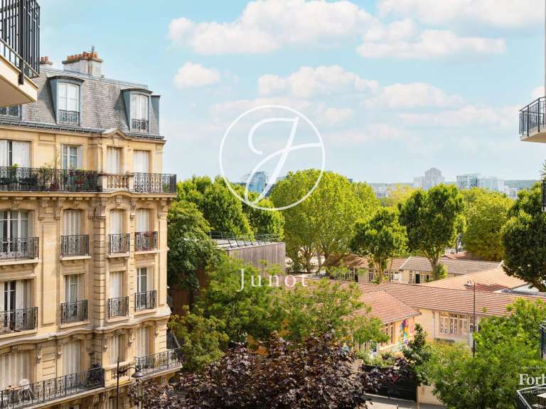 Appartement Paris 16e - 4 chambres - 195m²