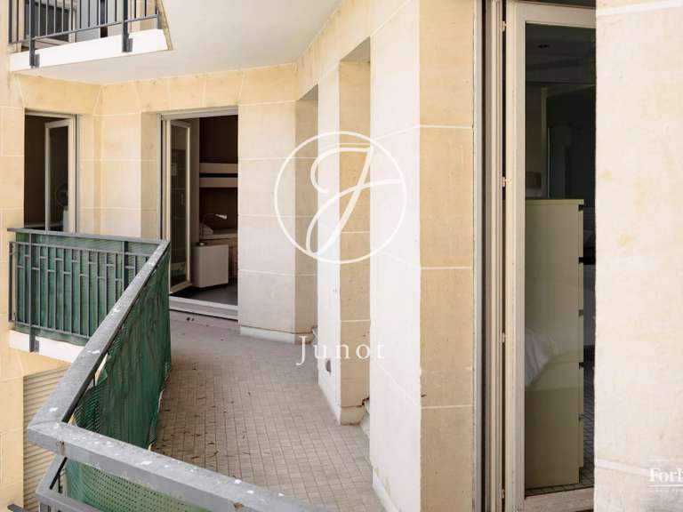 Appartement Paris 16e - 4 chambres - 195m²
