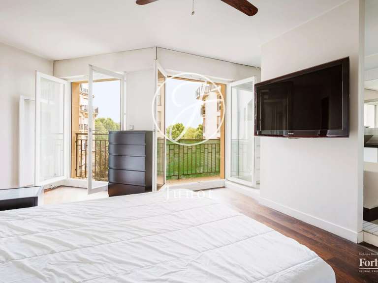 Appartement Paris 16e - 4 chambres - 195m²