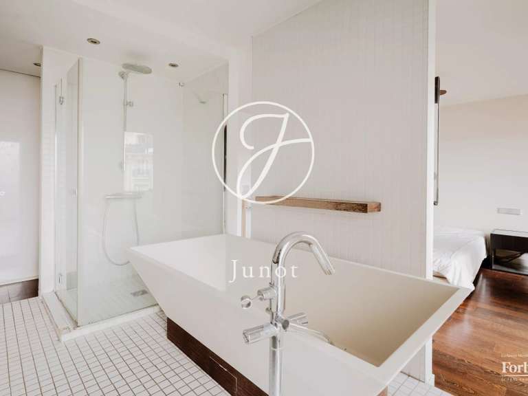 Appartement Paris 16e - 4 chambres - 195m²