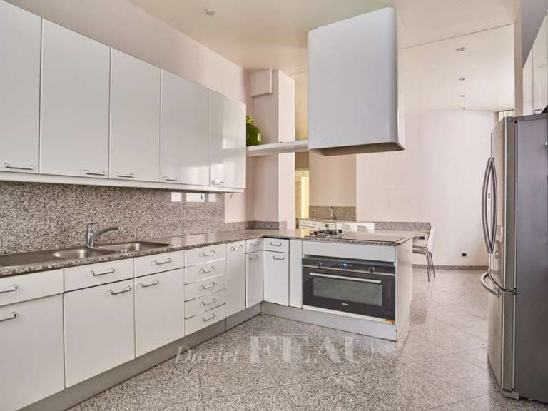 Appartement Paris 16e - 4 chambres - 291m²