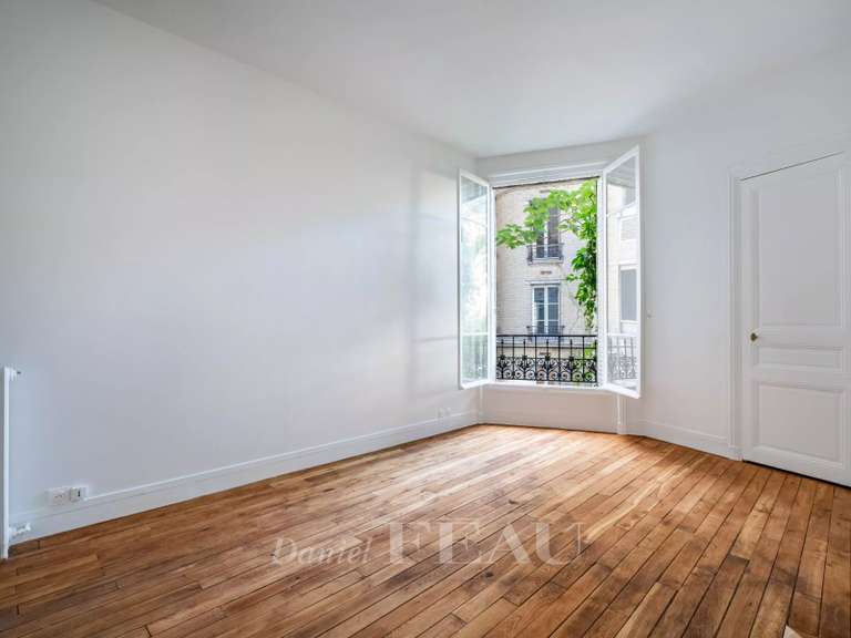 Appartement Paris 16e - 4 chambres - 179m²