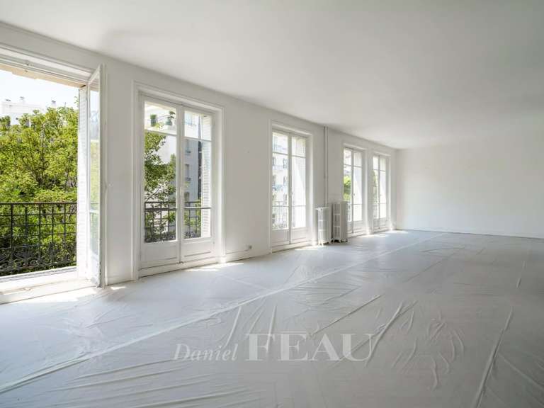 Appartement Paris 16e - 3 chambres - 170m²