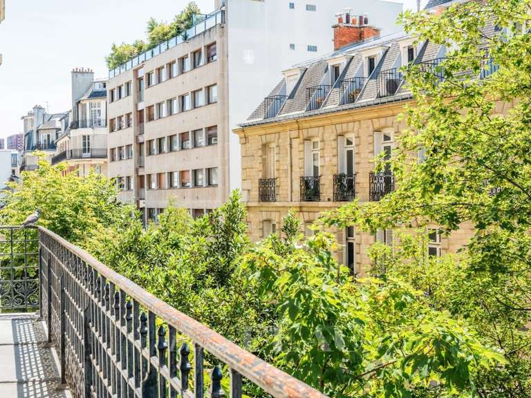 Appartement Paris 16e - 3 chambres - 170m²