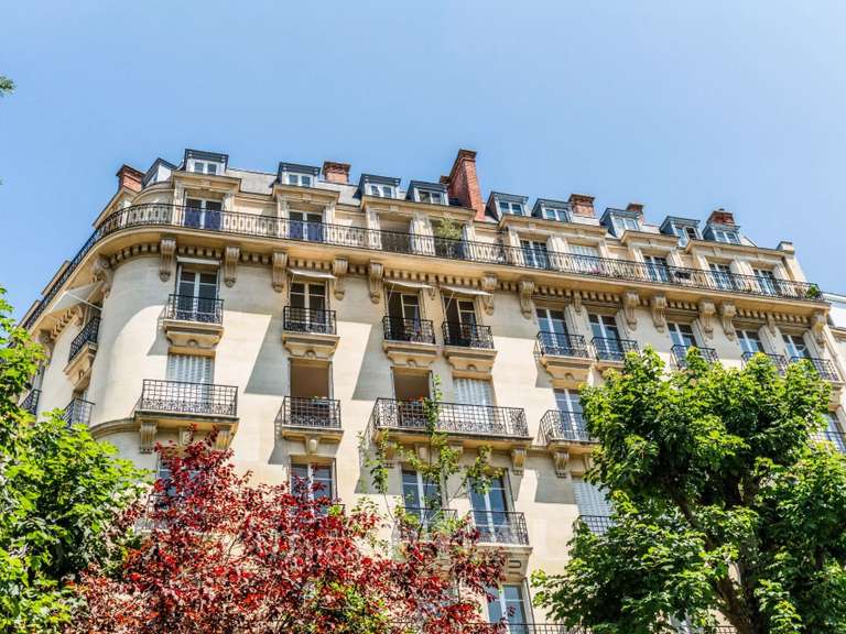 Appartement Paris 16e - 3 chambres - 170m²