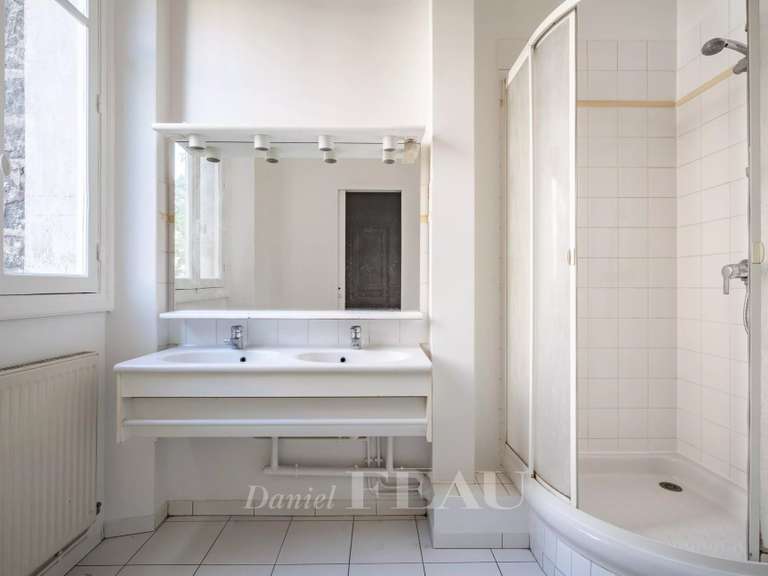 Appartement Paris 16e - 4 chambres - 179m²