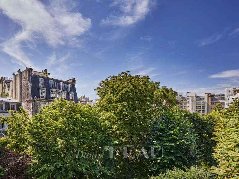 Appartement Paris 16e - 3 chambres - 117m²