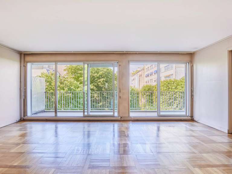 Appartement Paris 16e - 3 chambres - 117m²