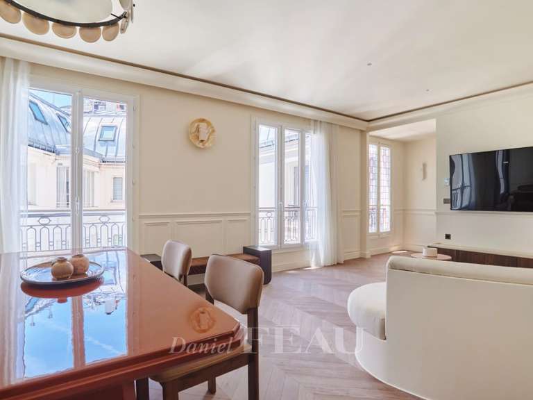 Appartement Paris 16e - 2 chambres - 82m²