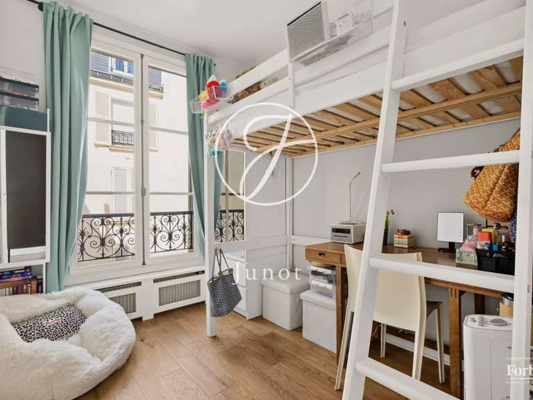 Appartement Paris 16e - 4 chambres - 102m²