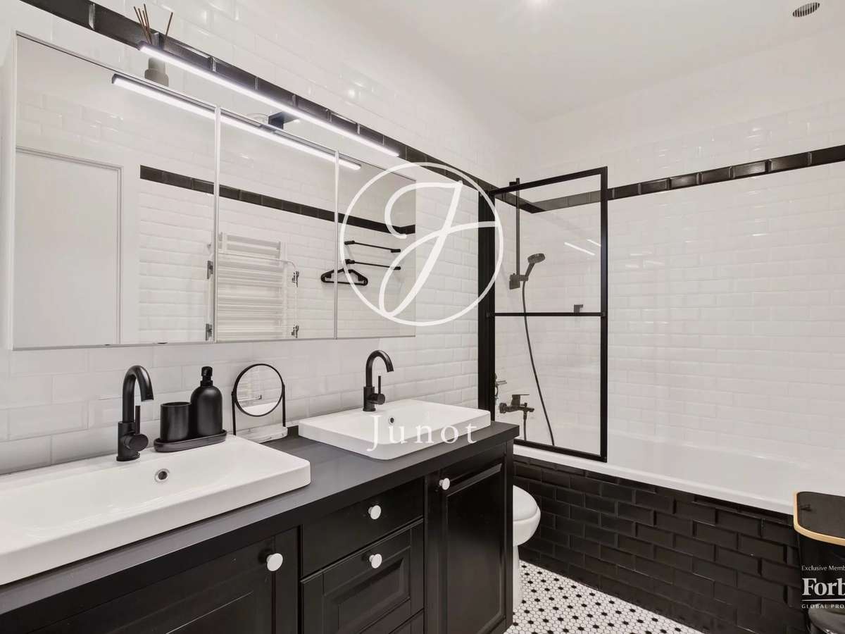 Apartment Paris 16e