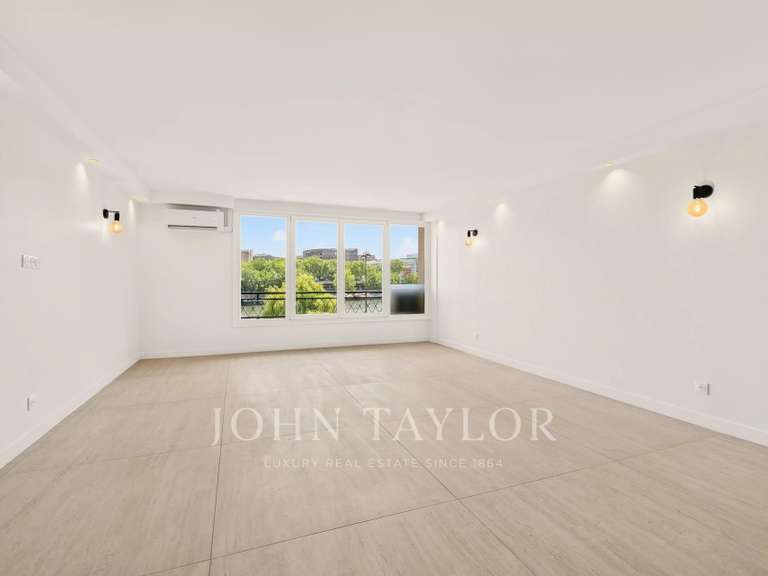 Appartement Paris 16e - 3 chambres - 97m²