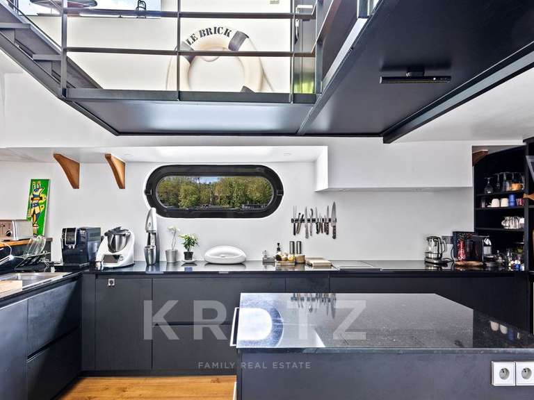 Appartement Paris 16e - 3 chambres - 220m²