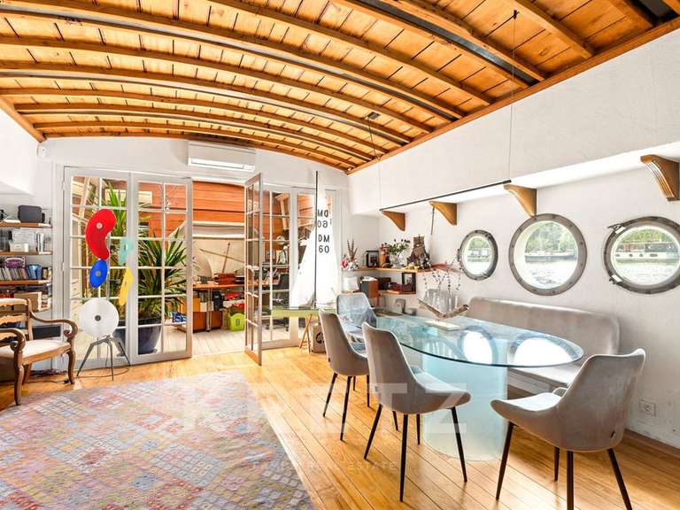 Appartement Paris 16e - 3 chambres - 220m²