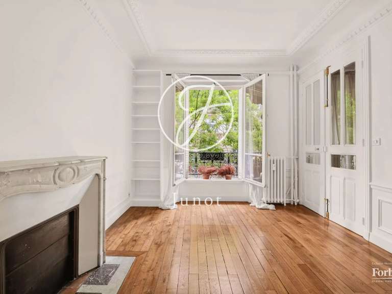 Appartement Paris 16e - 2 chambres - 81m²