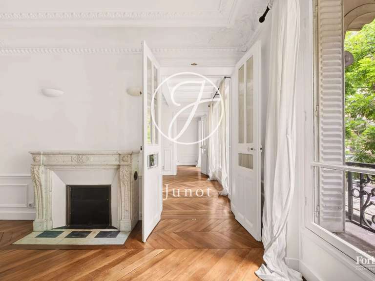 Appartement Paris 16e - 2 chambres - 81m²