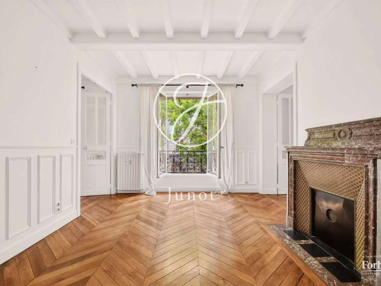 Appartement Paris 16e - 2 chambres - 81m²