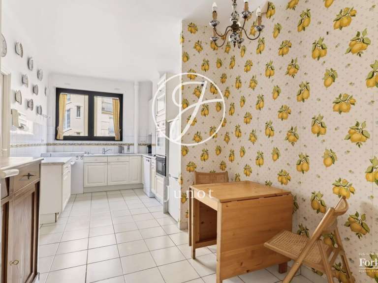 Appartement Paris 16e - 3 chambres - 118m²