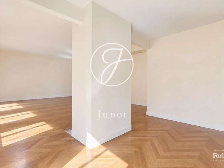 Appartement Paris 16e - 3 chambres - 118m²