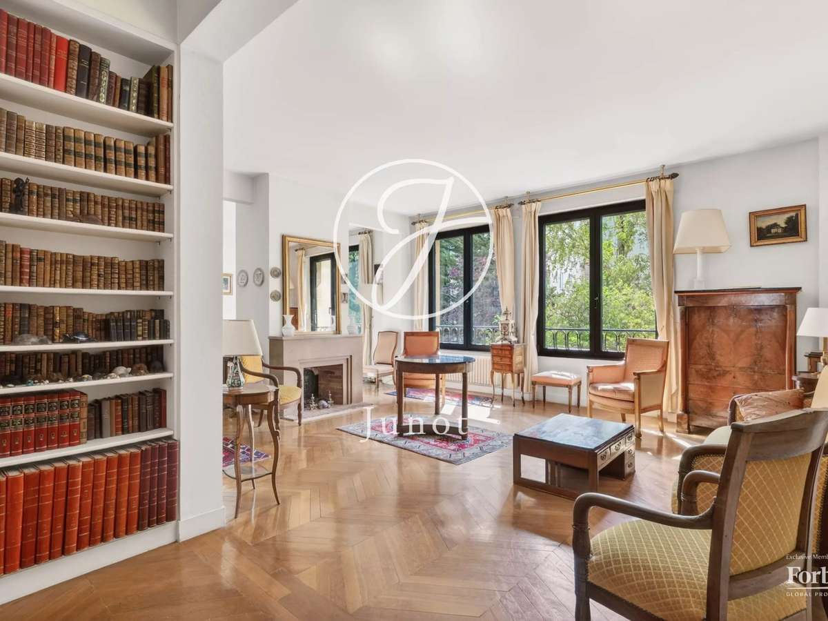 Appartement Paris 16e