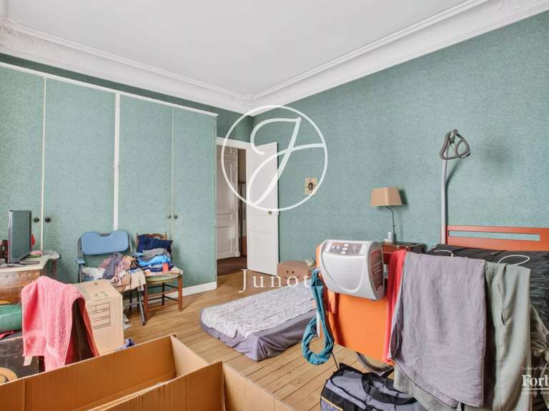Appartement Paris 16e - 4 chambres - 166m²