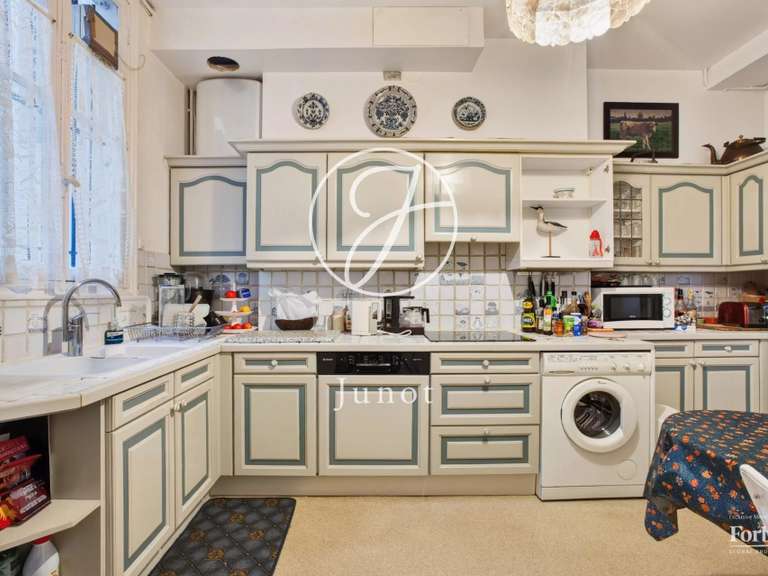 Appartement Paris 16e - 4 chambres - 166m²