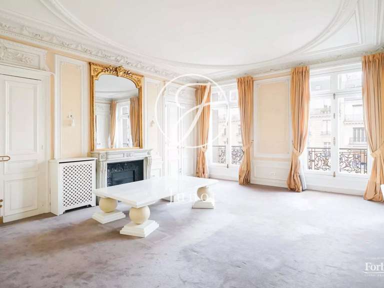 Appartement Paris 16e - 3 chambres - 182m²