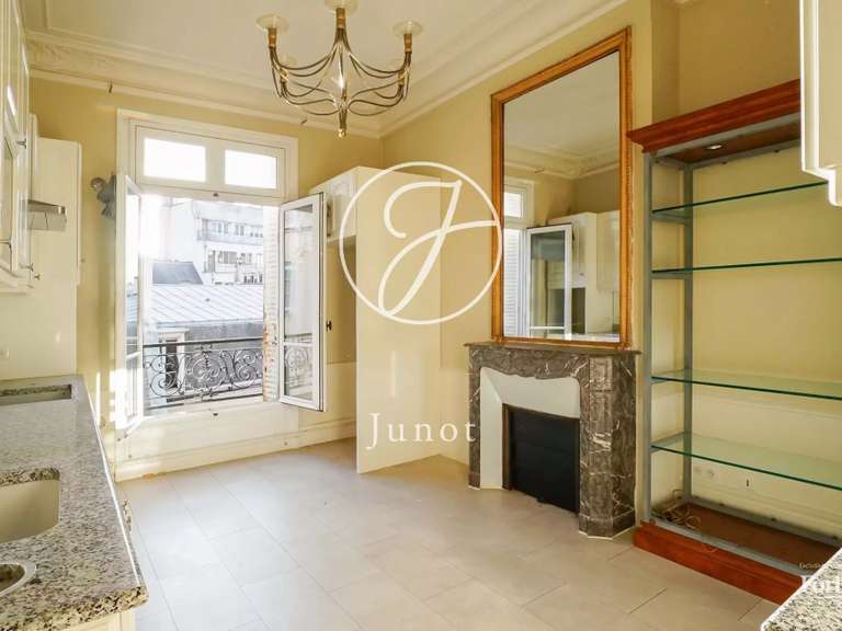 Appartement Paris 16e - 3 chambres - 182m²