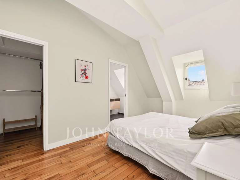 Appartement Paris 16e - 1 chambre - 119m²
